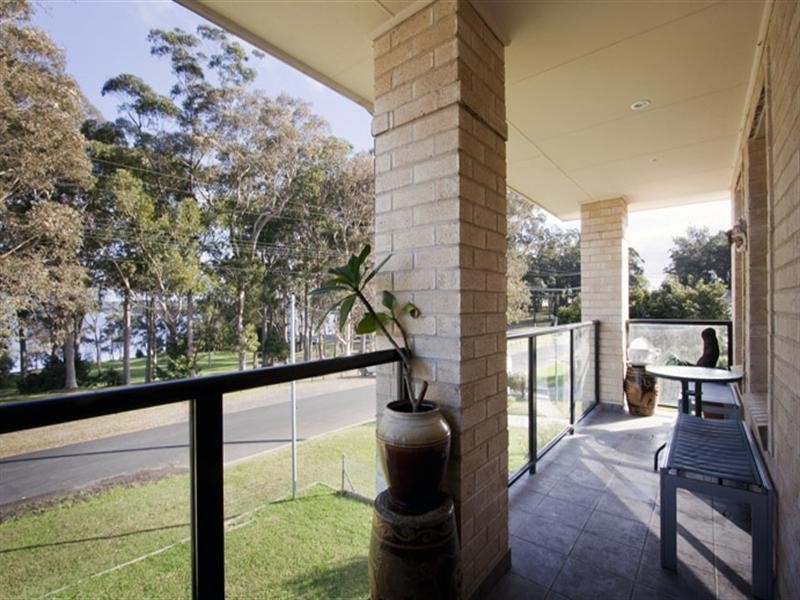 19 Basin View Parade, Basin View NSW 2540