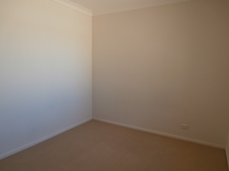 42 Sullivan Street, Worrigee NSW 2540