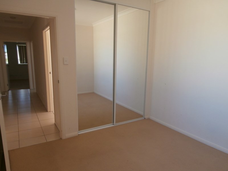 42 Sullivan Street, Worrigee NSW 2540