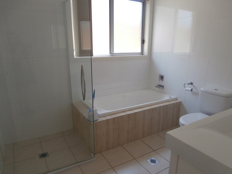42 Sullivan Street, Worrigee NSW 2540