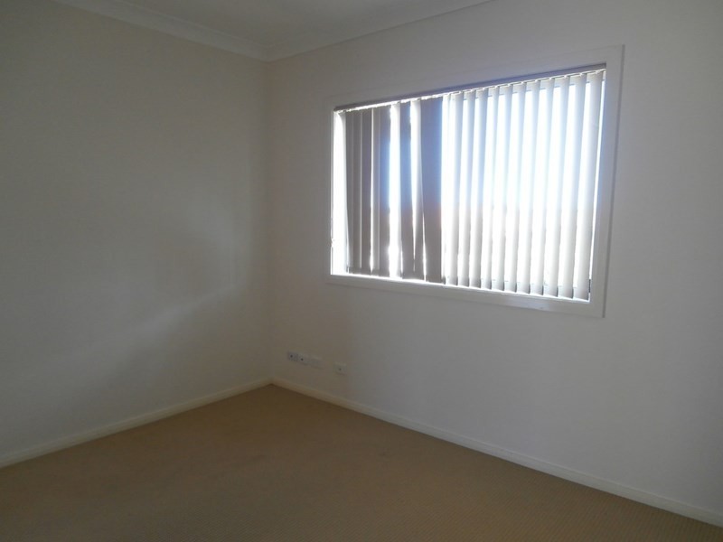 42 Sullivan Street, Worrigee NSW 2540