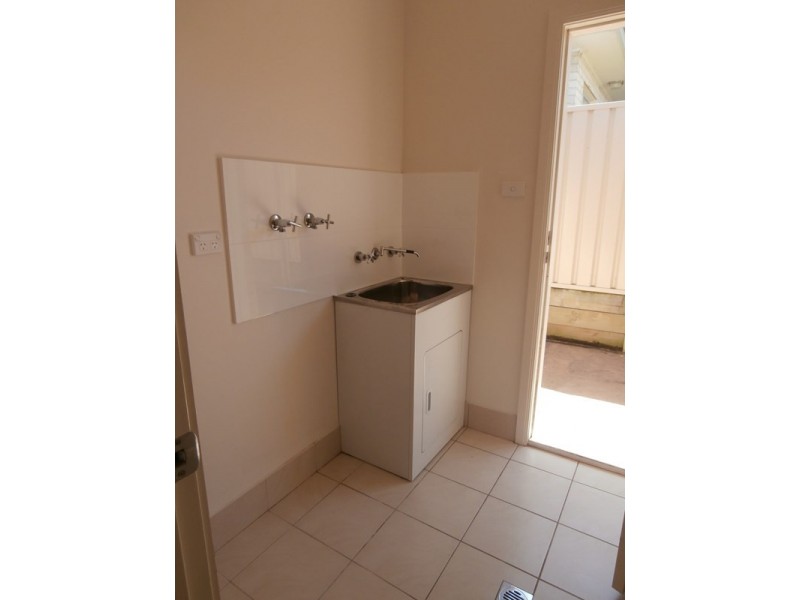 42 Sullivan Street, Worrigee NSW 2540