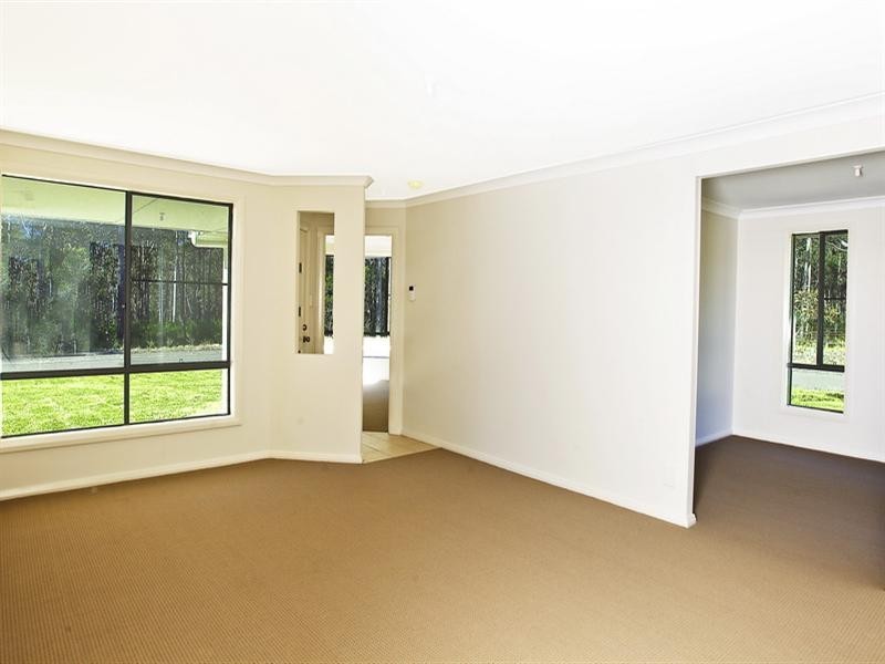 50 Rannoch Drive, West Nowra NSW 2541