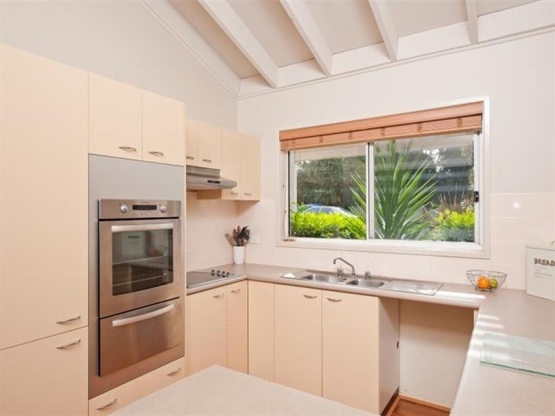 12 Lucas Street, North Nowra NSW 2541