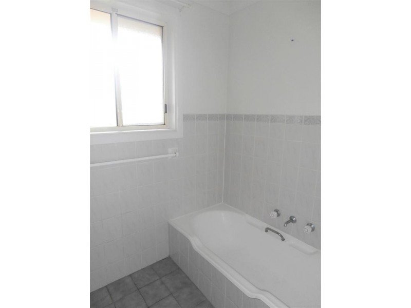 8B Isa Road, Worrigee NSW 2540