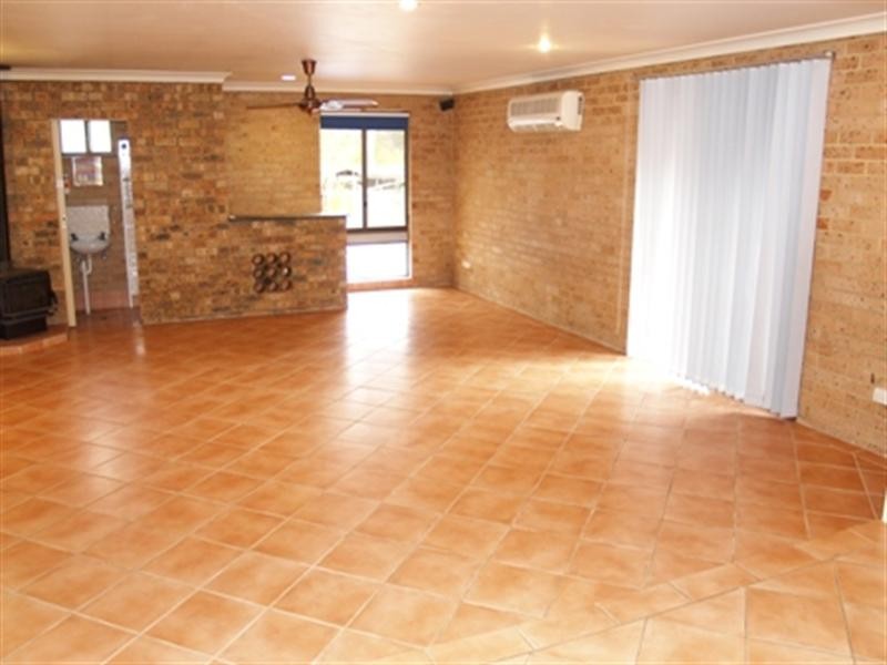 66 Hillcrest Avenue, South Nowra NSW 2541