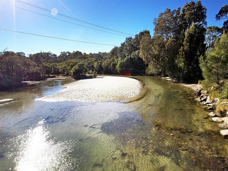 25 Bay Street, Callala Bay NSW 2540