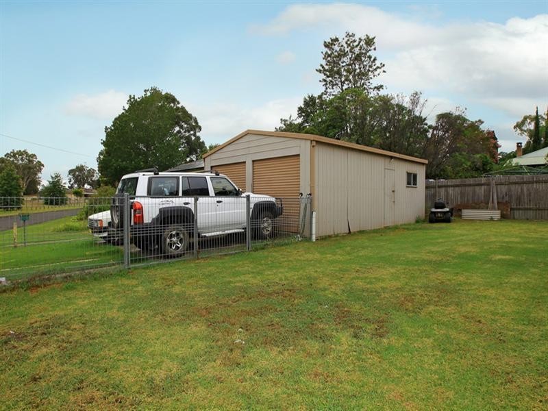 46 Meroo Road, Bomaderry NSW 2541