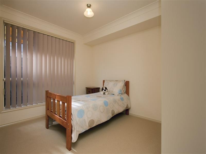 11 Isa Road, Worrigee NSW 2540