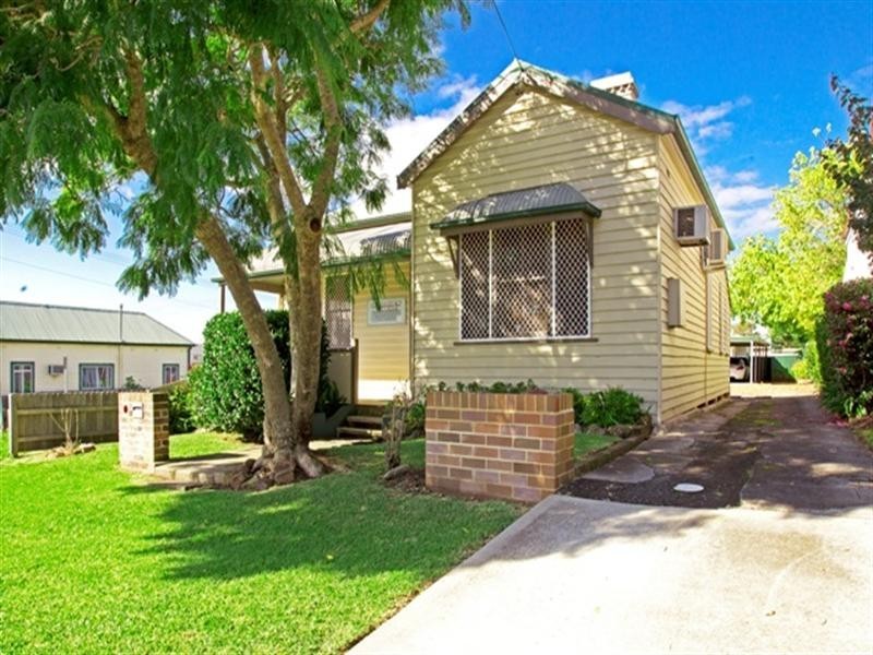 58 Worrigee Street, Nowra NSW 2541