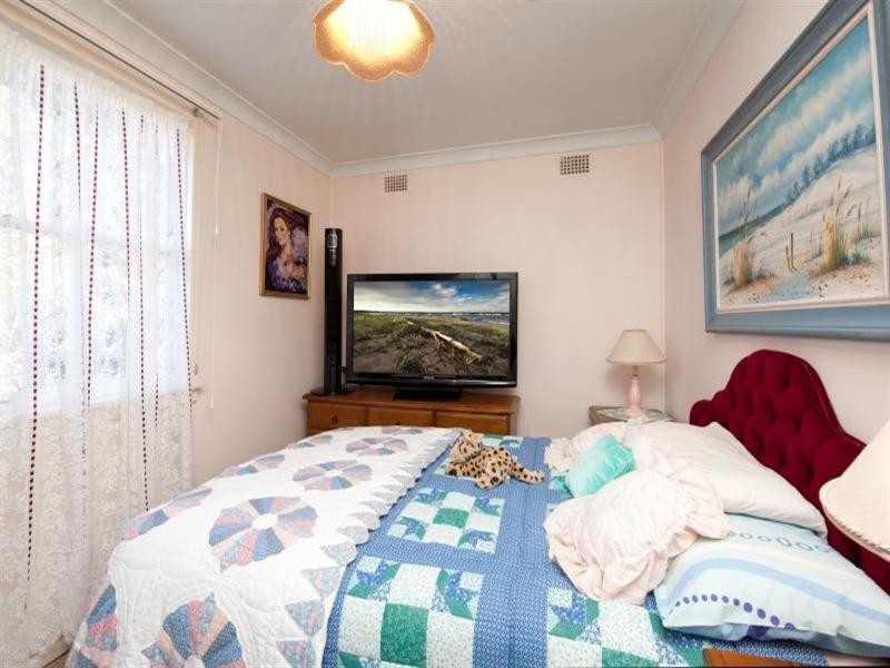 59 Wallace Street, Nowra NSW 2541