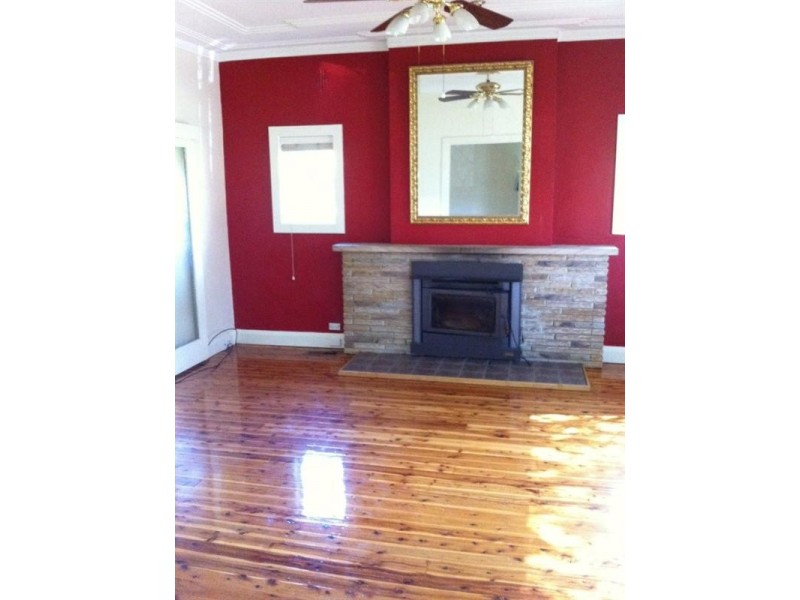 94 Douglas Street, Nowra NSW 2541