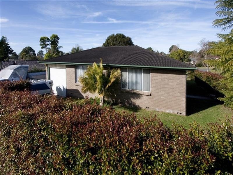 5 Penrose Drive, Bomaderry NSW 2541