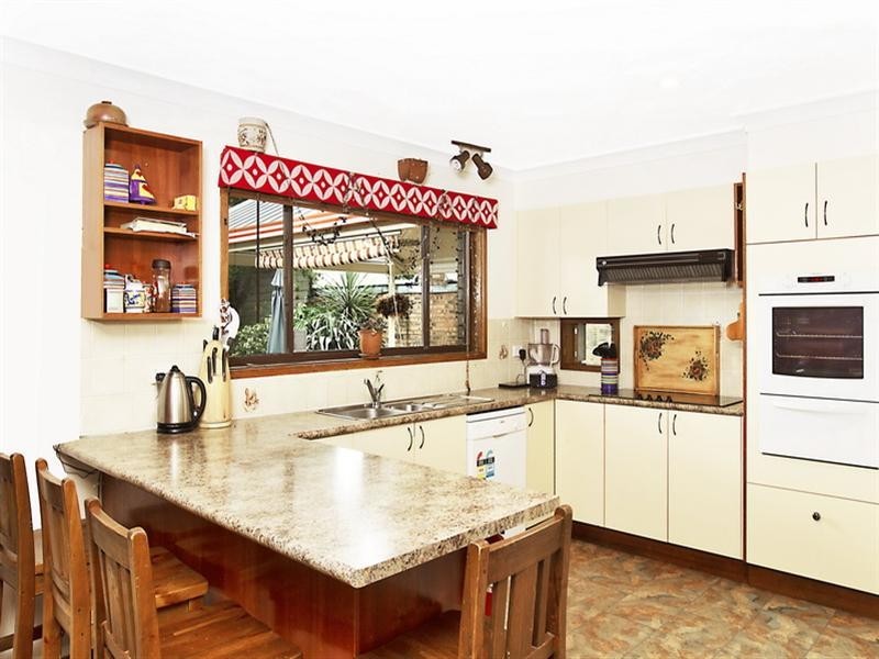 3 Maybern Close, North Nowra NSW 2541