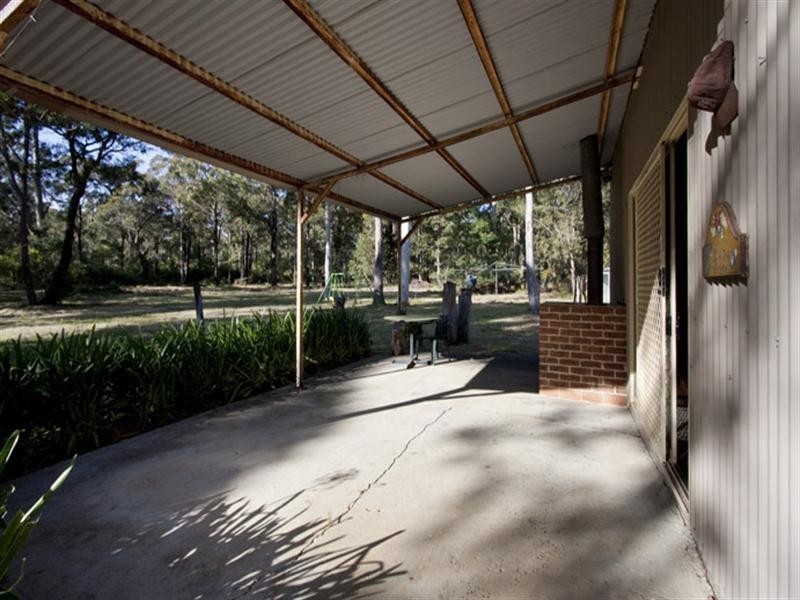 14 Peterson Road, Falls Creek NSW 2540