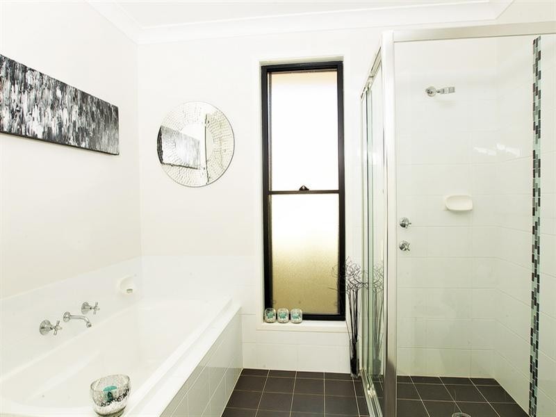 30 Sullivan Street, Worrigee NSW 2540