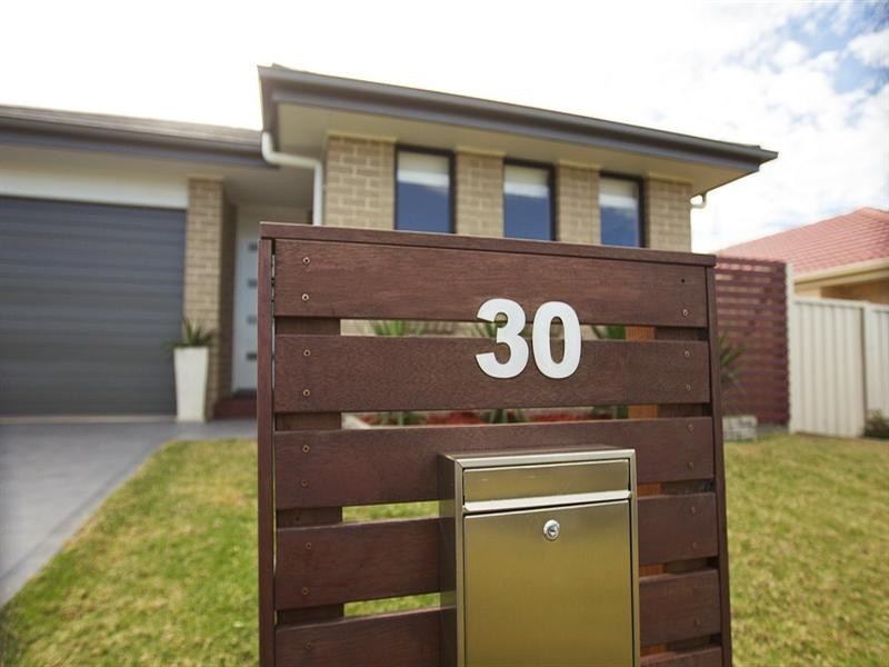 30 Sullivan Street, Worrigee NSW 2540