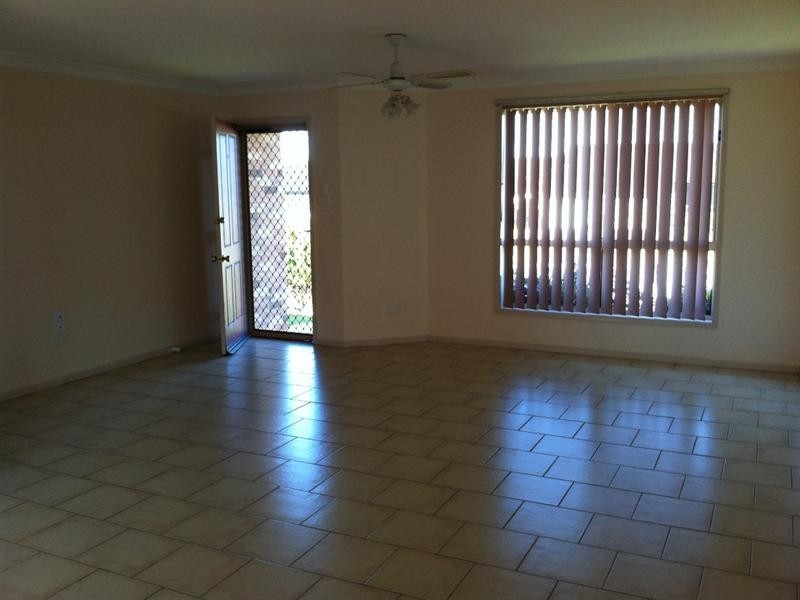 2/60 Arthur Street, Worrigee NSW 2540