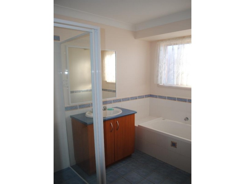 2/60 Arthur Street, Worrigee NSW 2540