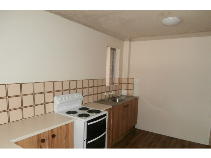 2/5 Shorland Place, Nowra NSW 2541