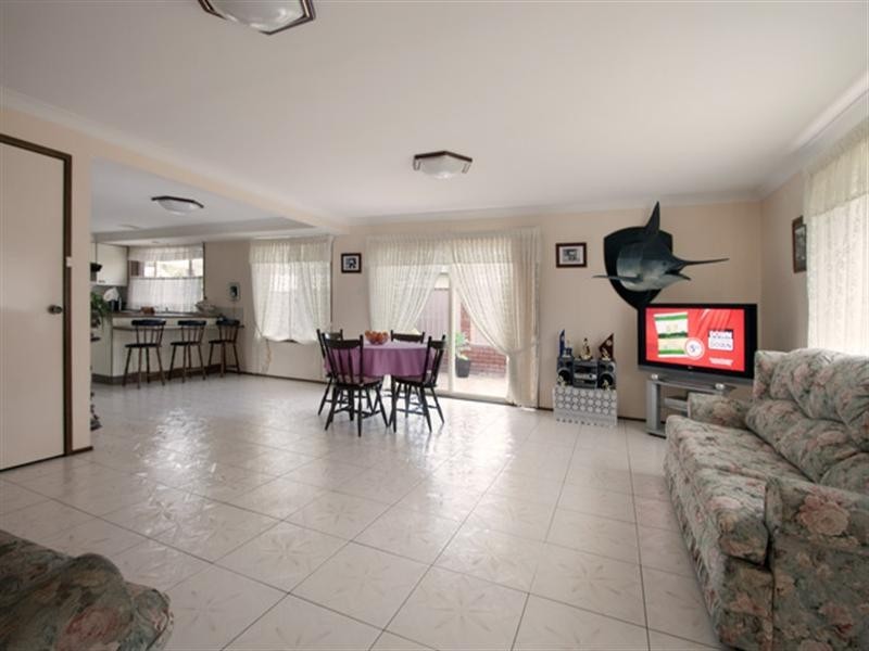 21 Lackersteen Street, Callala Bay NSW 2540