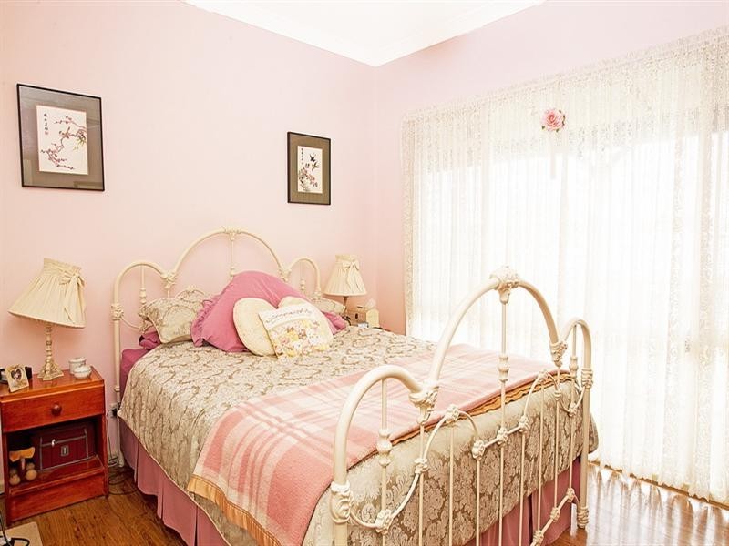 1 Berrellan Street, Greenwell Point NSW 2540
