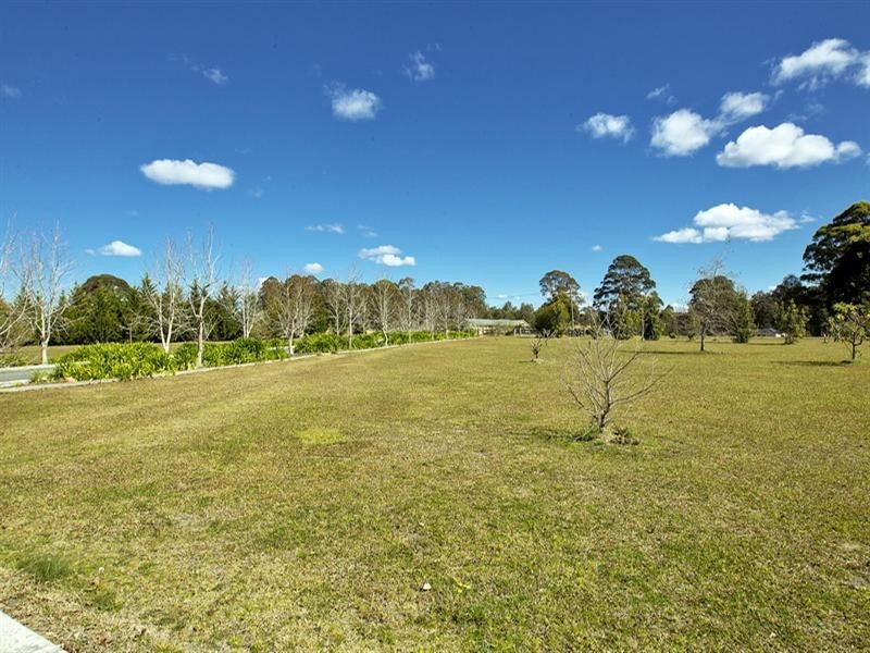 22 Willandra Way, Nowra Hill NSW 2540