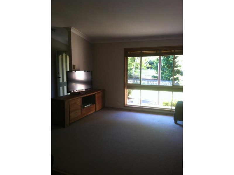 17 Maybern Close, North Nowra NSW 2541