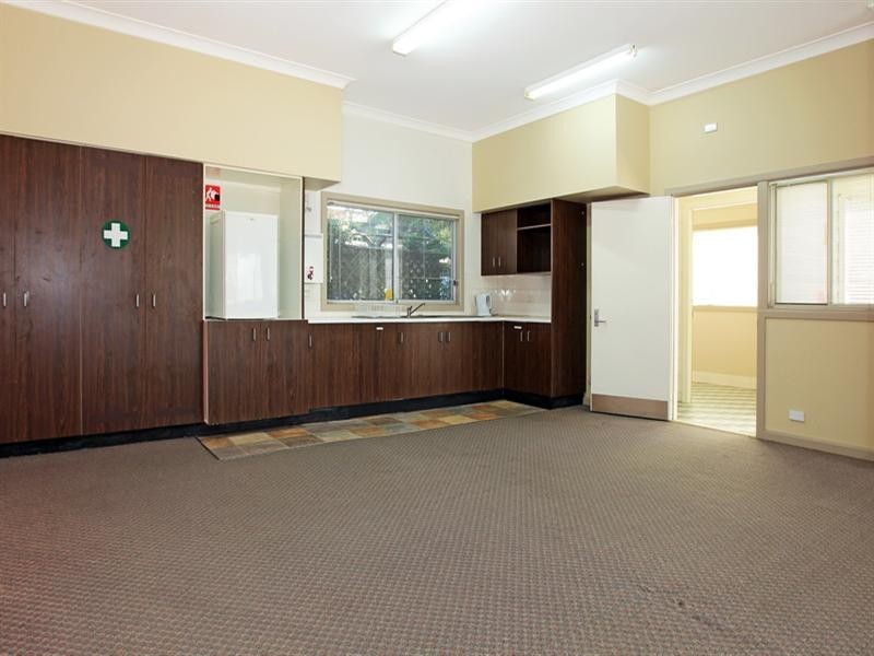 35 Junction Street, Nowra NSW 2541