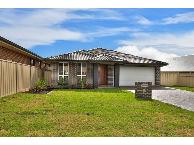 20 Alpina Place, Worrigee NSW 2540