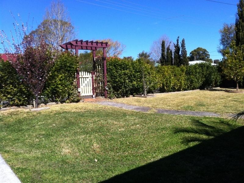 3 Knapp Avenue, Nowra NSW 2541