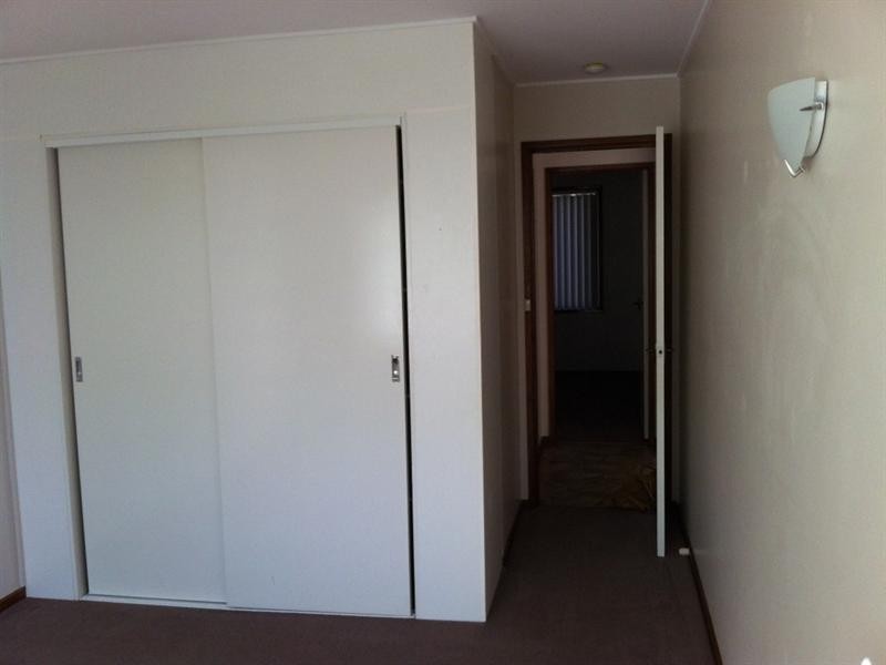 2/143 Cambewarra Road, Bomaderry NSW 2541