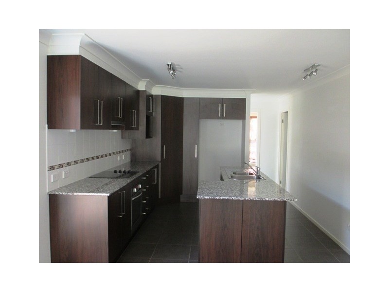 14 Skiff Street, Vincentia NSW 2540