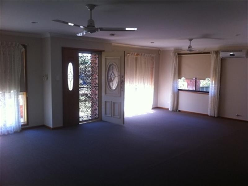 1/136 Plunkett Street, Nowra NSW 2541