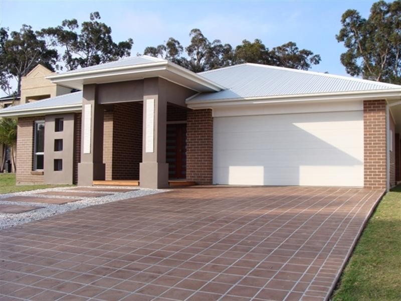 10 Paino Crescent, Sanctuary Point NSW 2540
