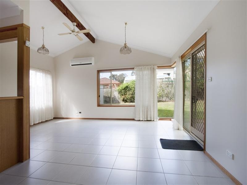 61 Roulstone Crescent, Sanctuary Point NSW 2540