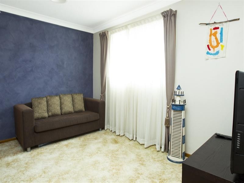 14 Castle Glen, North Nowra NSW 2541