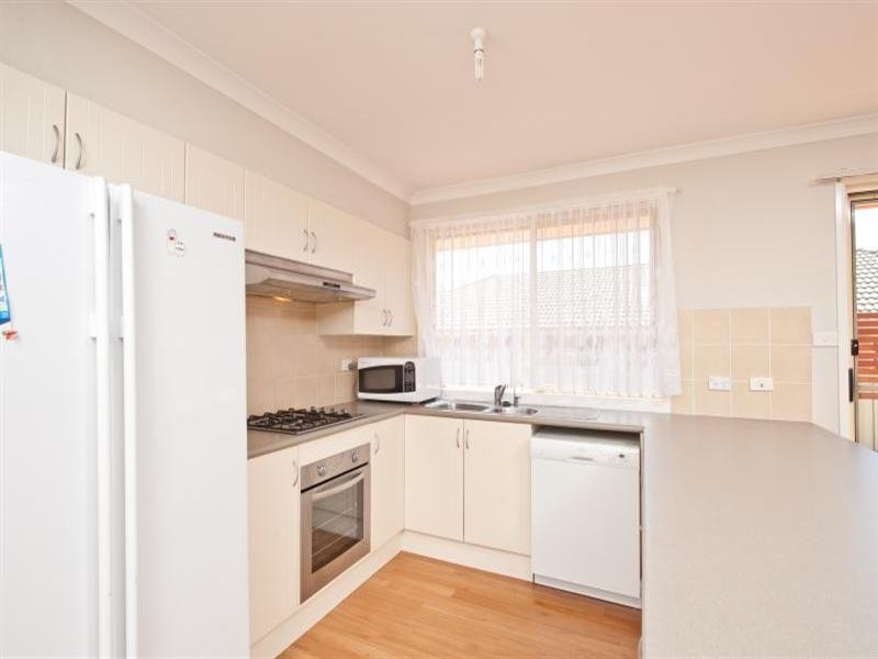 19 Kardella Avenue, Nowra NSW 2541