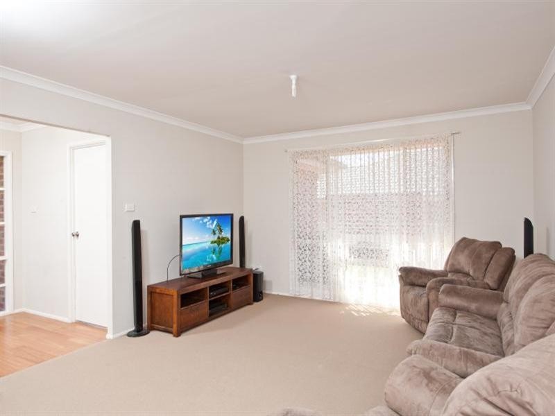 19 Kardella Avenue, Nowra NSW 2541