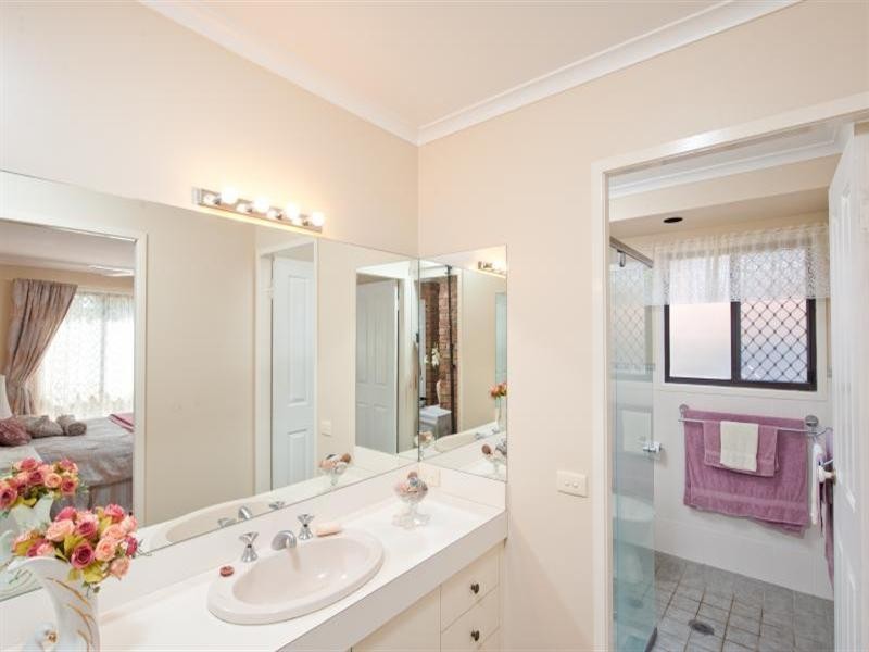 9 Coreen Close, North Nowra NSW 2541