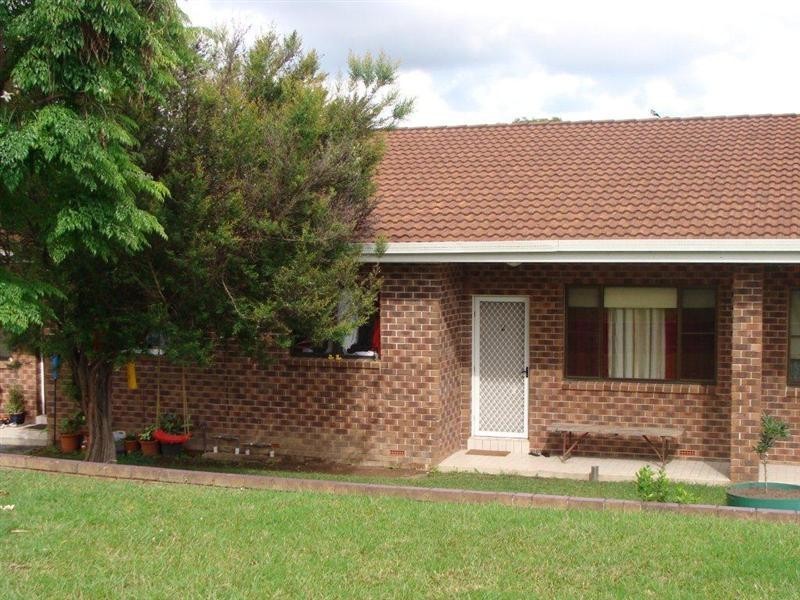 2/125 Wallace Street, Nowra NSW 2541