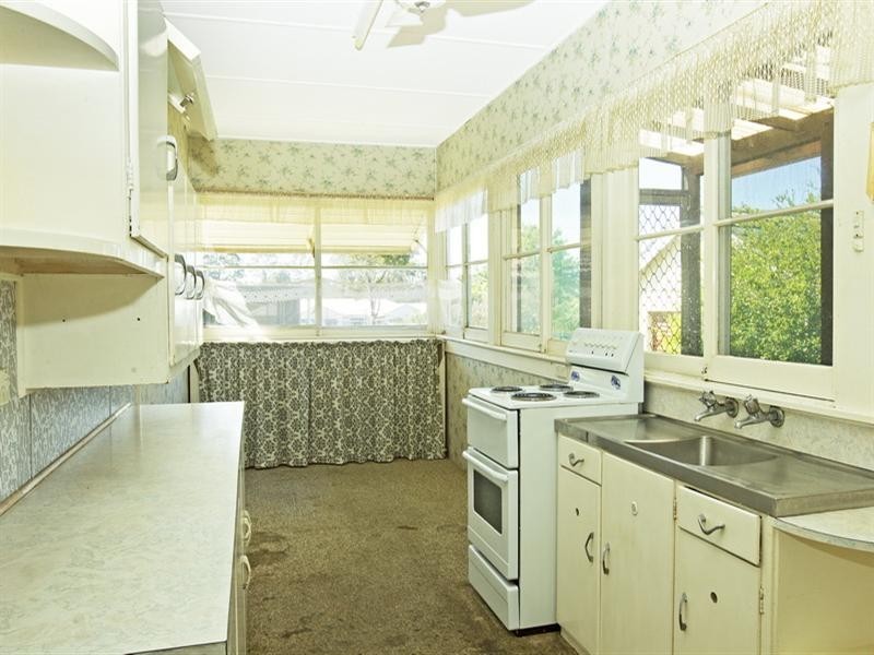 63 Yalwal Road, West Nowra NSW 2541