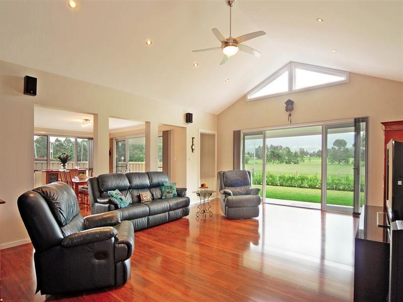 12 Appleberry Close, Bomaderry NSW 2541