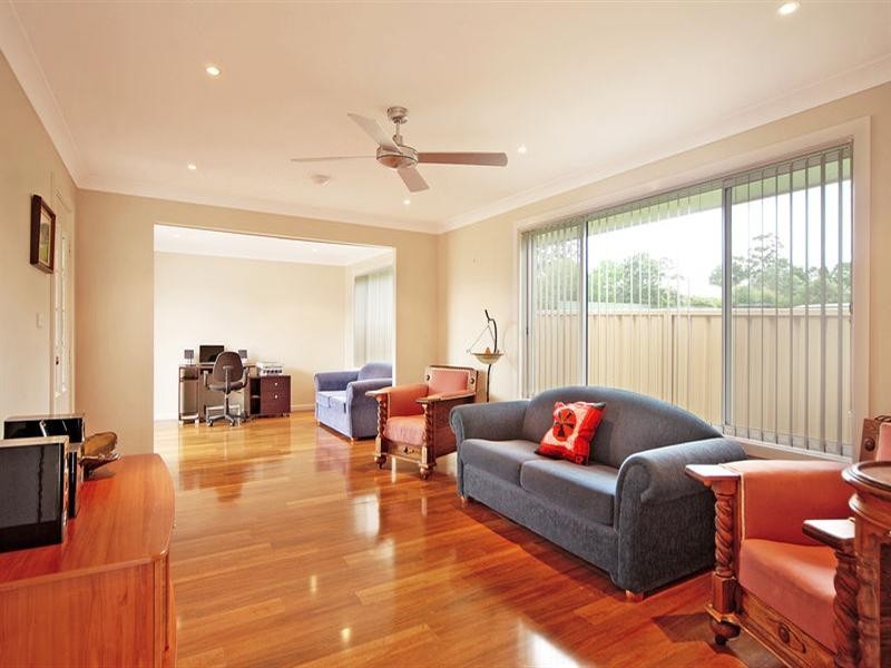 12 Appleberry Close, Bomaderry NSW 2541