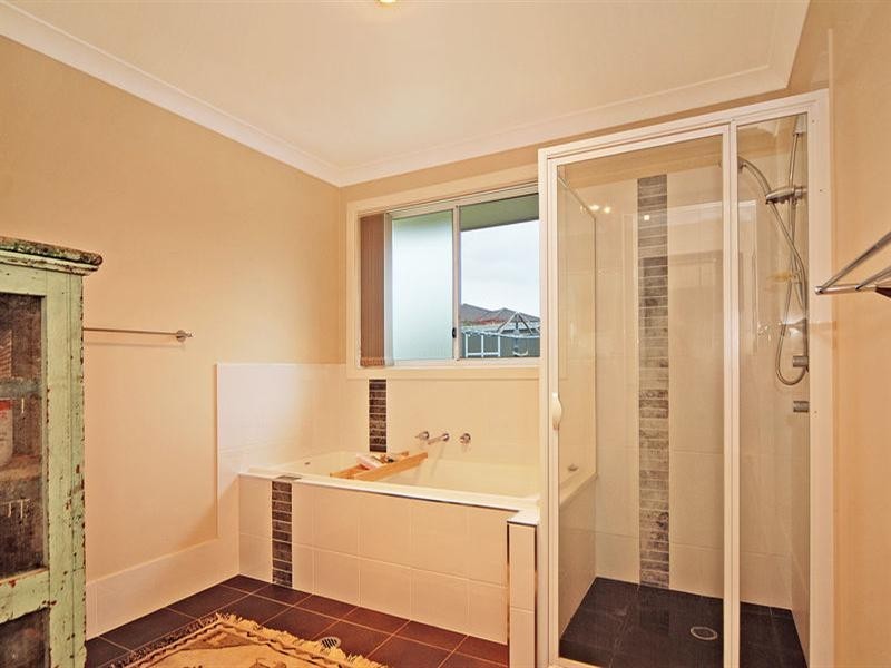 12 Appleberry Close, Bomaderry NSW 2541