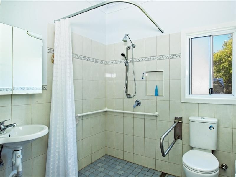 86 Jervis Street, Nowra NSW 2541