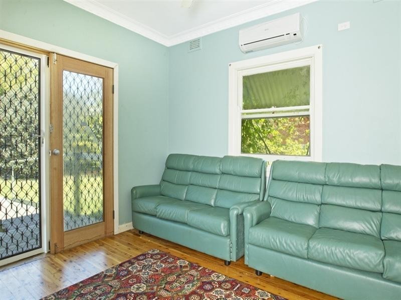 86 Jervis Street, Nowra NSW 2541