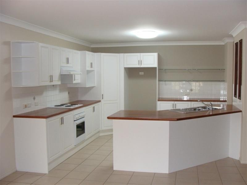 30 Hewitt Avenue, Sanctuary Point NSW 2540