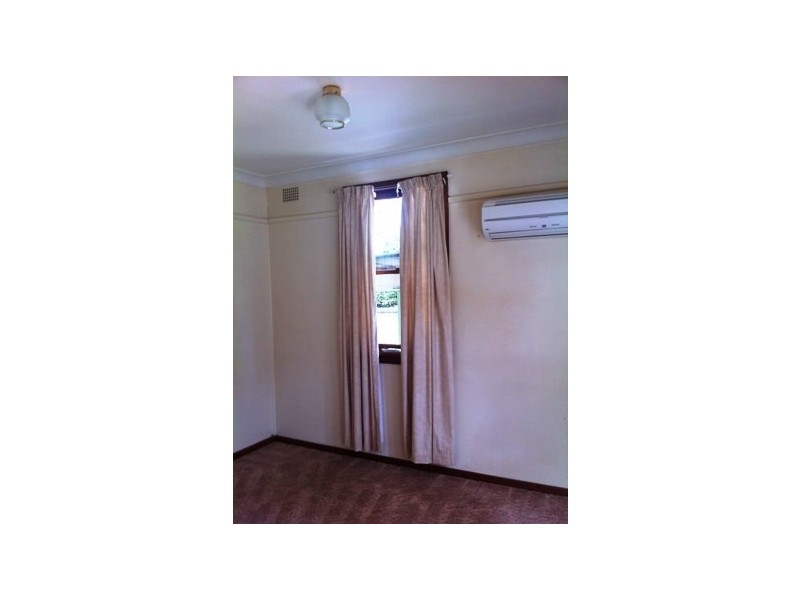 16 West Street, Nowra NSW 2541