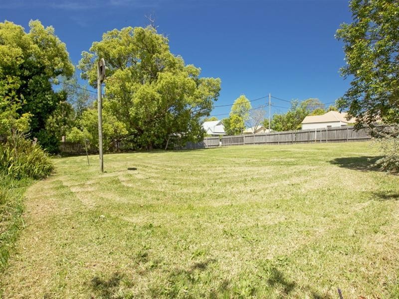 15 Monaghan Avenue, Nowra NSW 2541